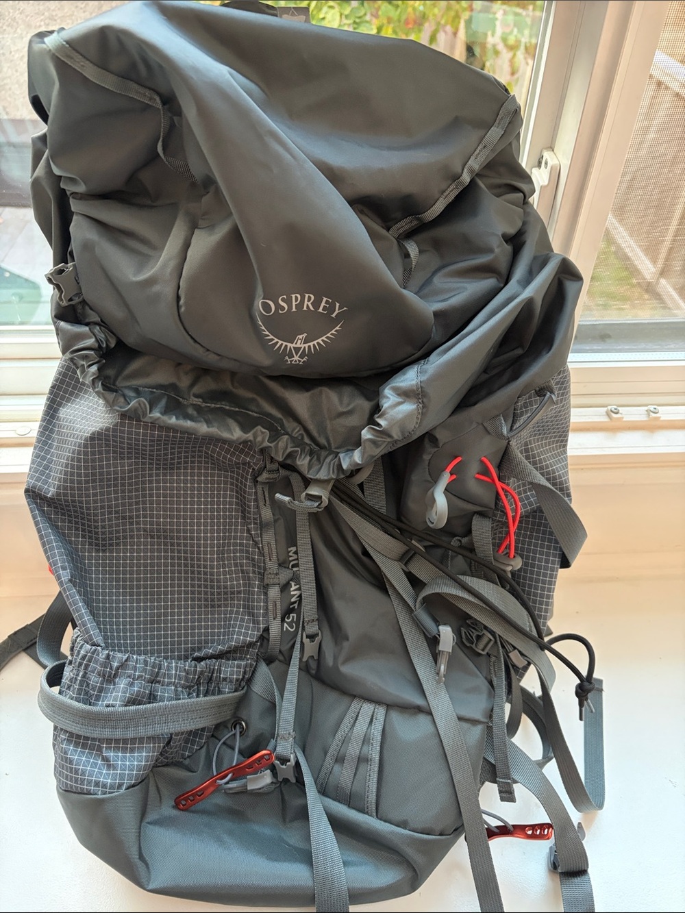 OSPREY Gray and Red Men's Technical Hiking Backpack
